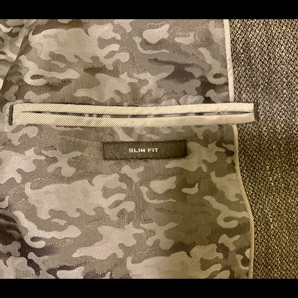 Joseph Abboud Sport Coat - Picture 6 of 7